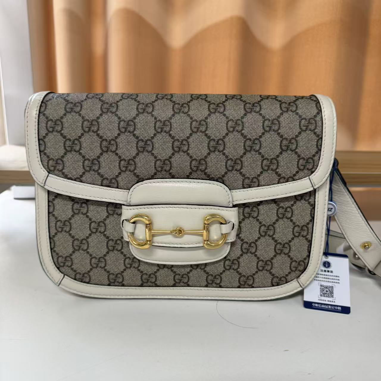95新 GUCCI/古驰 古驰1955中号白色马鞍斜挎包