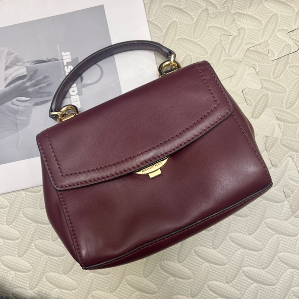 99新 MICHAEL KORS/迈克高仕 大麦中古/MK/红色斜挎包/