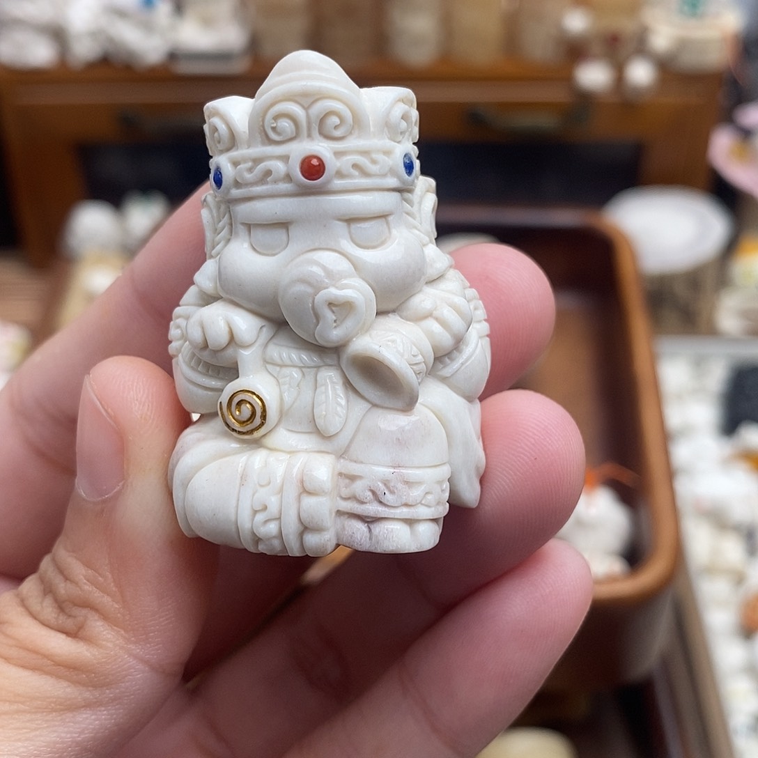 鹿骨把件c38食梦貘