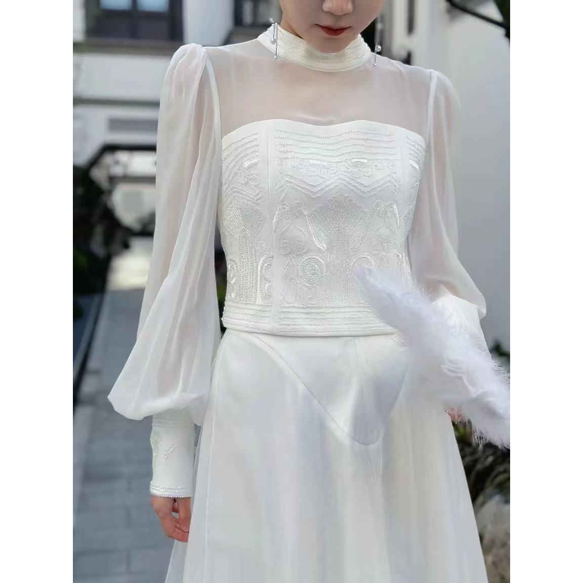 宫廷华丽钉珠拼接时尚贵气感上衣50