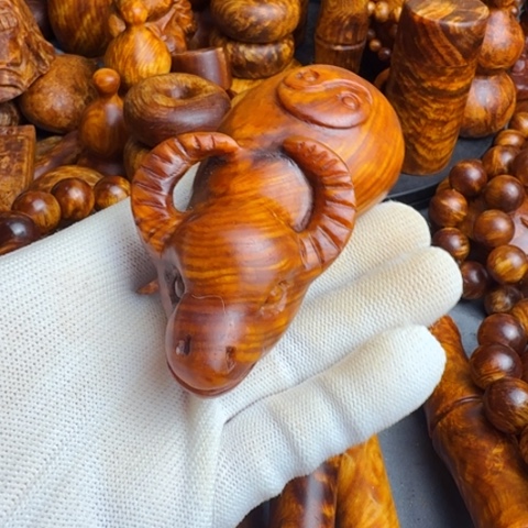 松木（琥珀木）无事牌小瑕疵