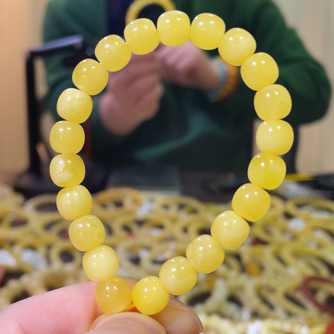小***王琥珀未镶嵌手链8mm