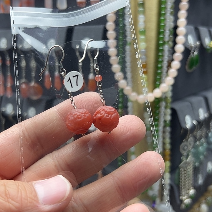 南红玛瑙耳饰银S925镶嵌燕