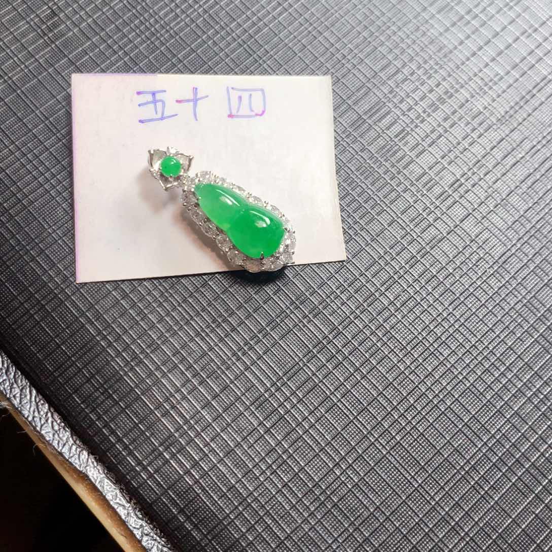 颈饰18K金镶嵌翡翠翡翠