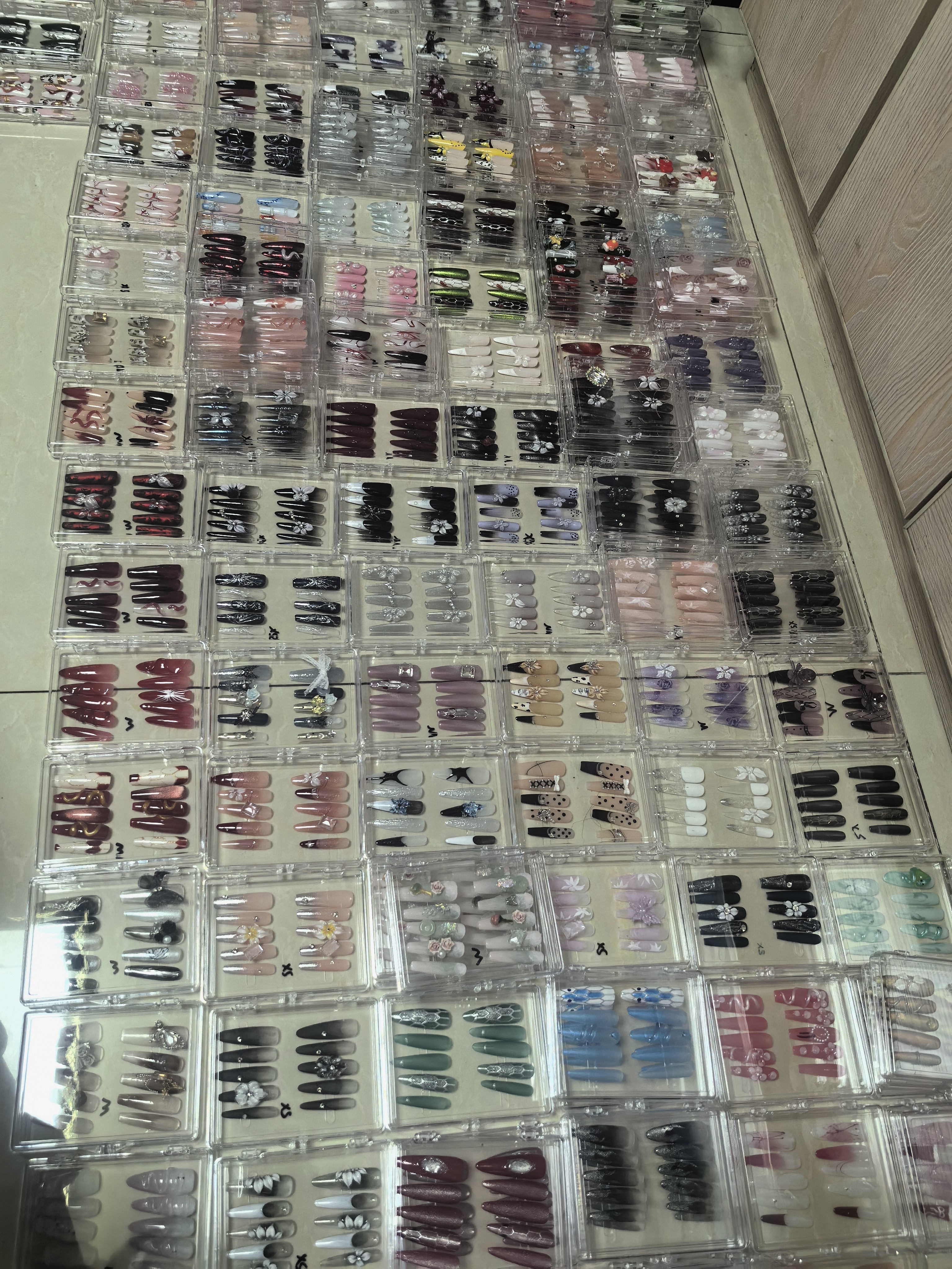 纯手工穿戴甲 默认微瑕 no退no换 直播间扣号下单 没有编码随机发