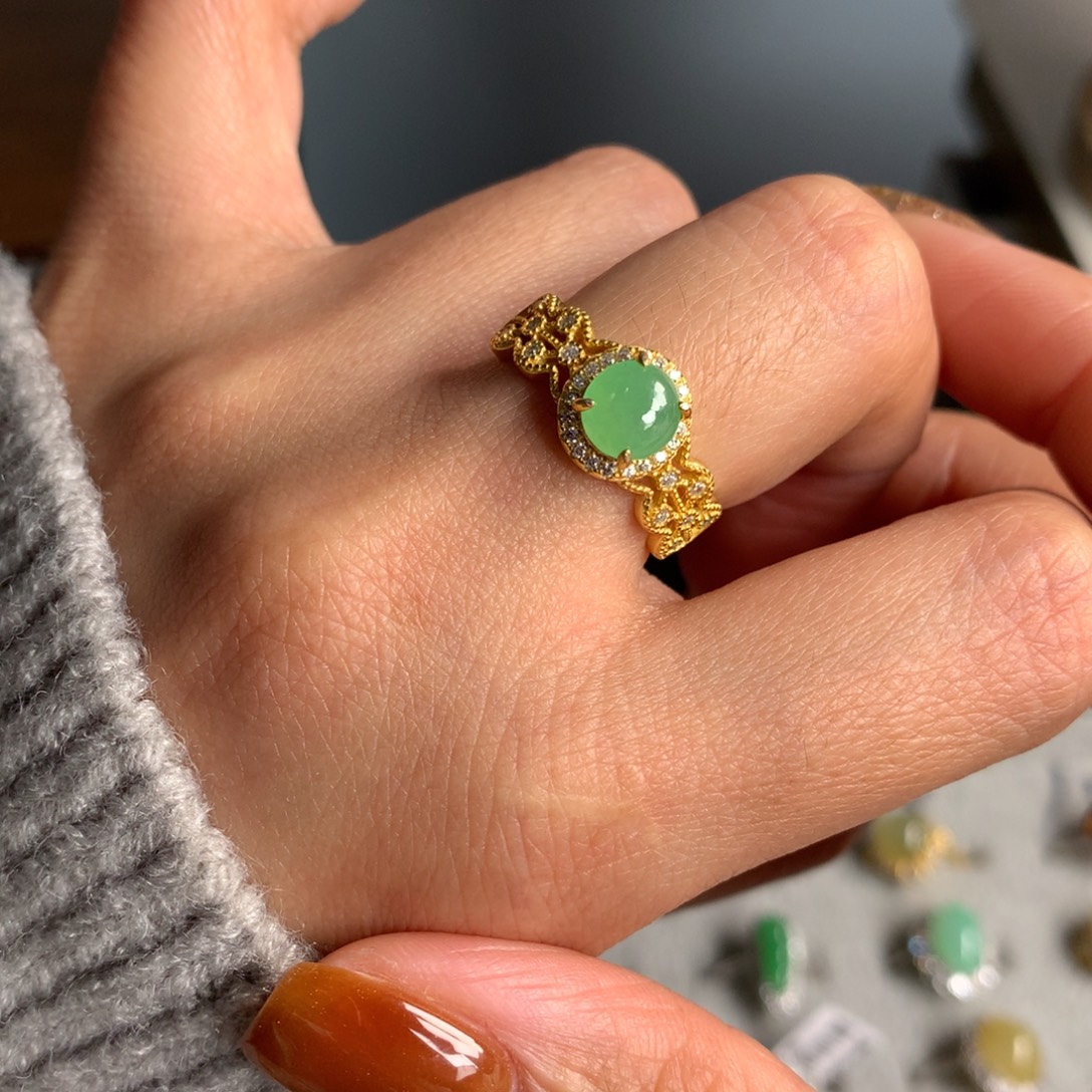 L***e翡翠银S925镶嵌耳饰戒指