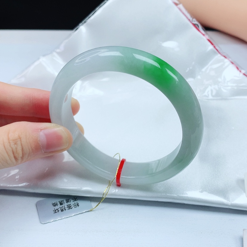 【闪购商品】翡翠手镯未镶嵌天然缅甸a货手镯54+