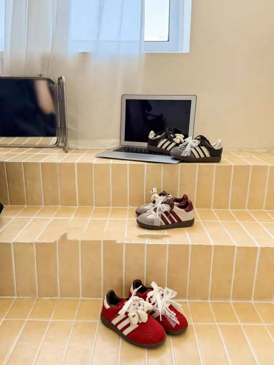 （直播链接)潮牌高品质童鞋清货捡漏no退no换