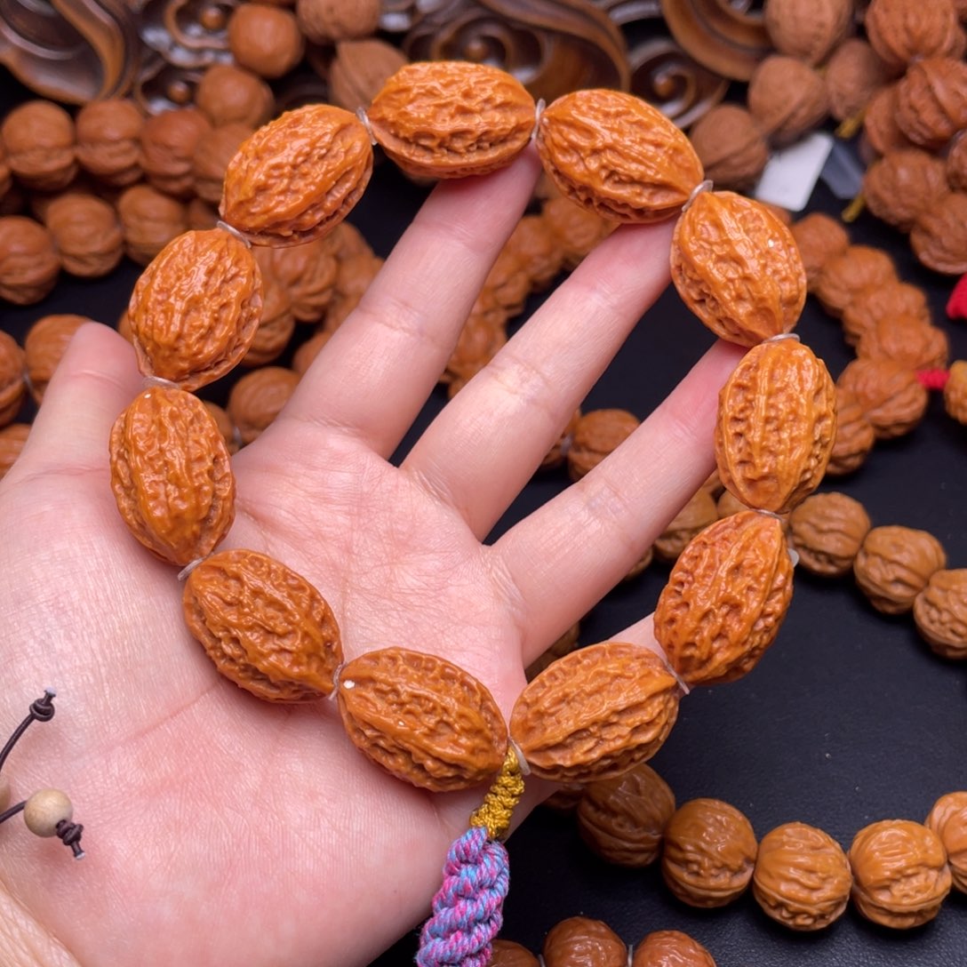 文玩核桃手串麒麟小枣手持