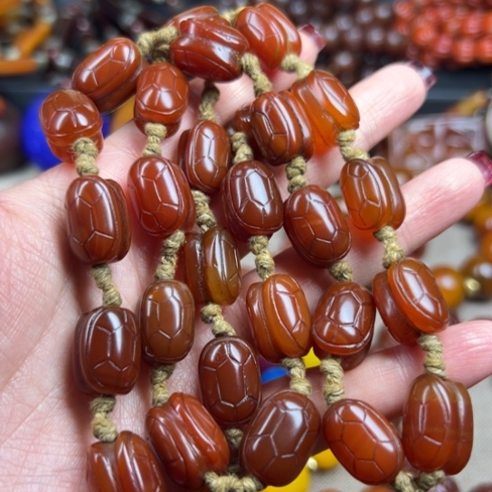 玛瑙/玉髓颈饰未镶嵌