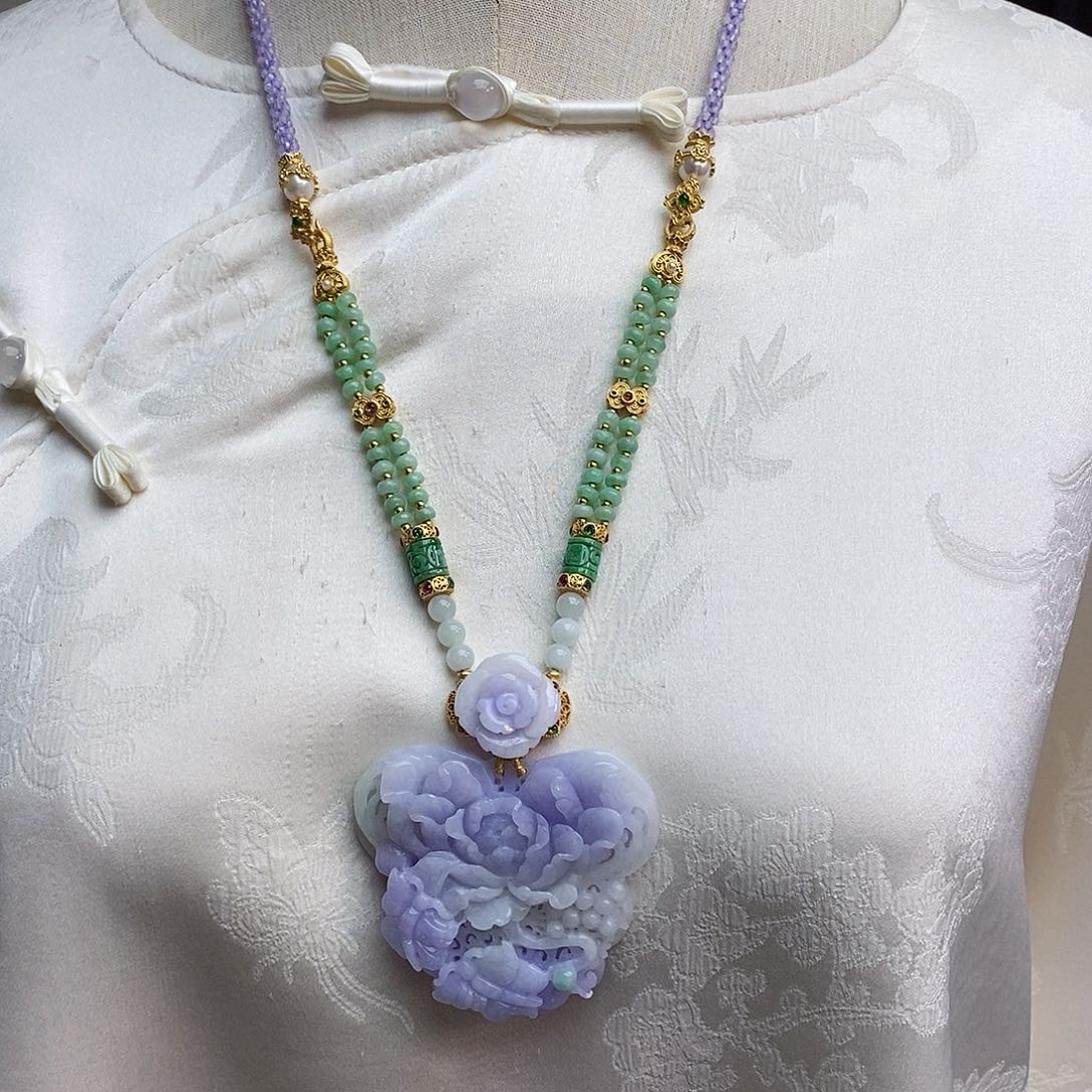 翡翠颈饰未镶嵌天然