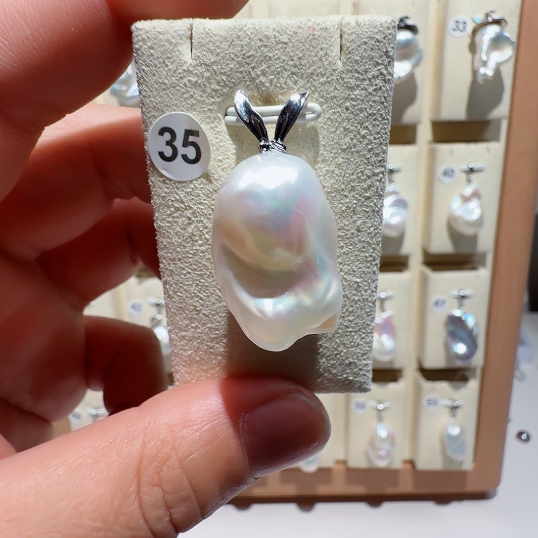 淡水珍珠合金颈饰