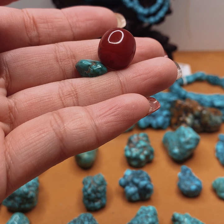 玛瑙/玉髓原矿未镶嵌一*?