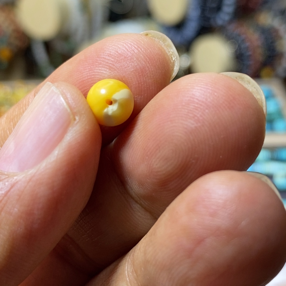 蜜蜡未镶嵌裸石配饰