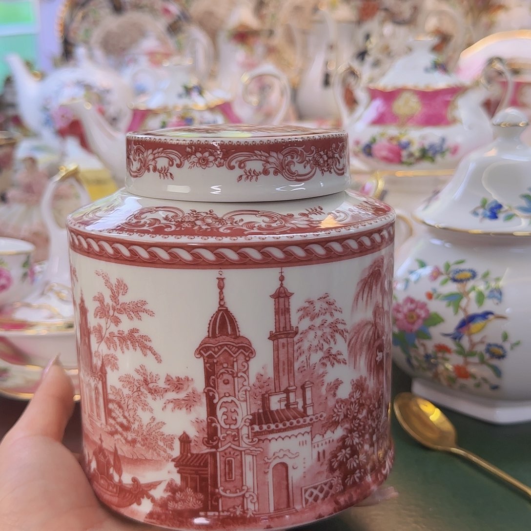 摆件欧洲瓷器收藏鉴赏