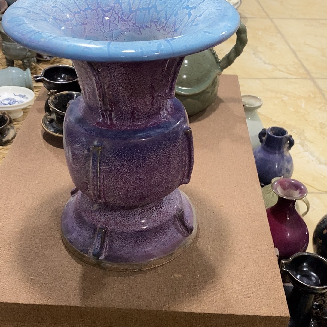 阿***峰瓷片钧窑的一个大初期尊