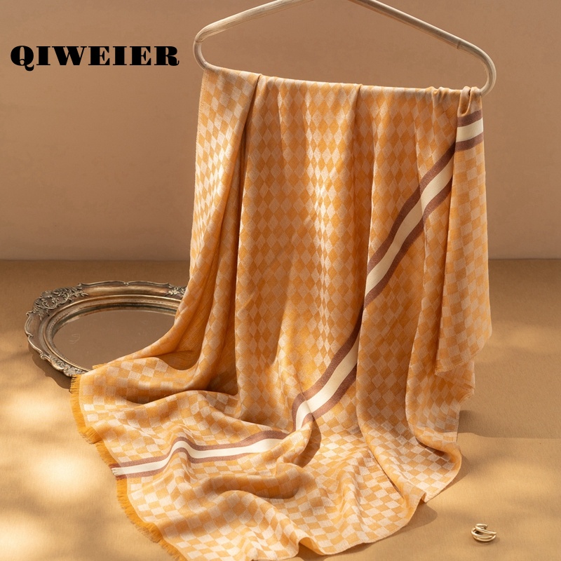 Qiweier/100%山羊绒围巾女士经典格子戒指绒薄款披肩女士四季