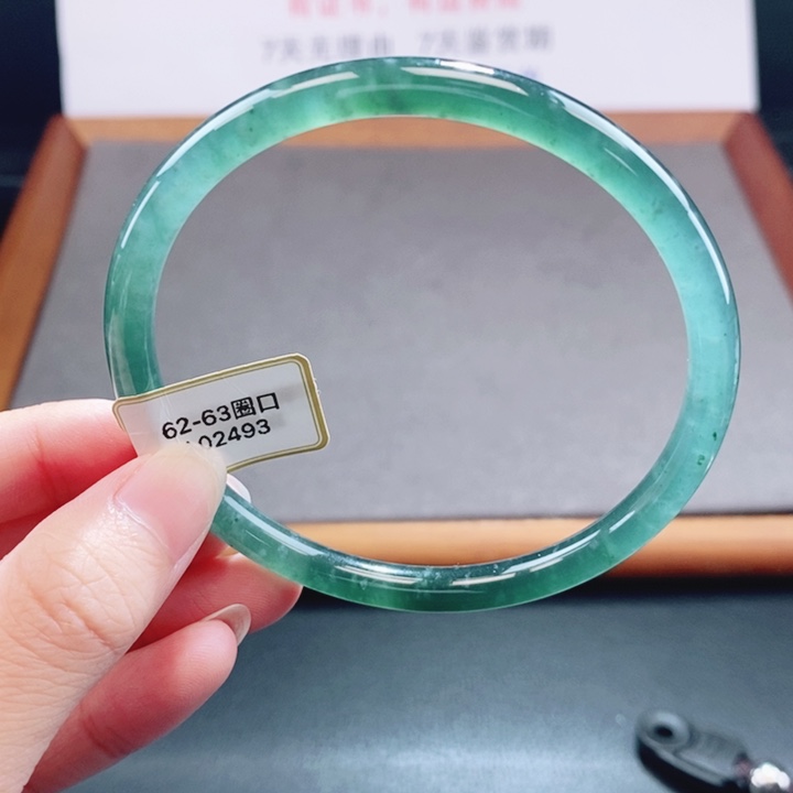 翡翠未镶嵌手镯翡翠手镯27