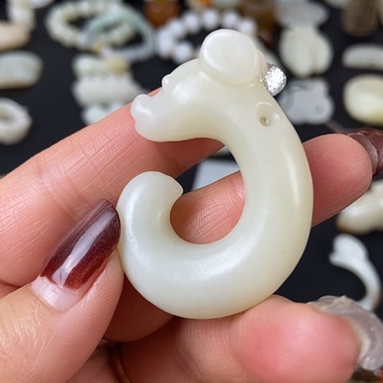 和田玉（糖玉）未镶嵌挂件