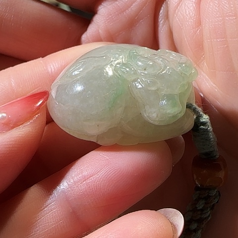 翡翠颈饰未镶嵌用****扬