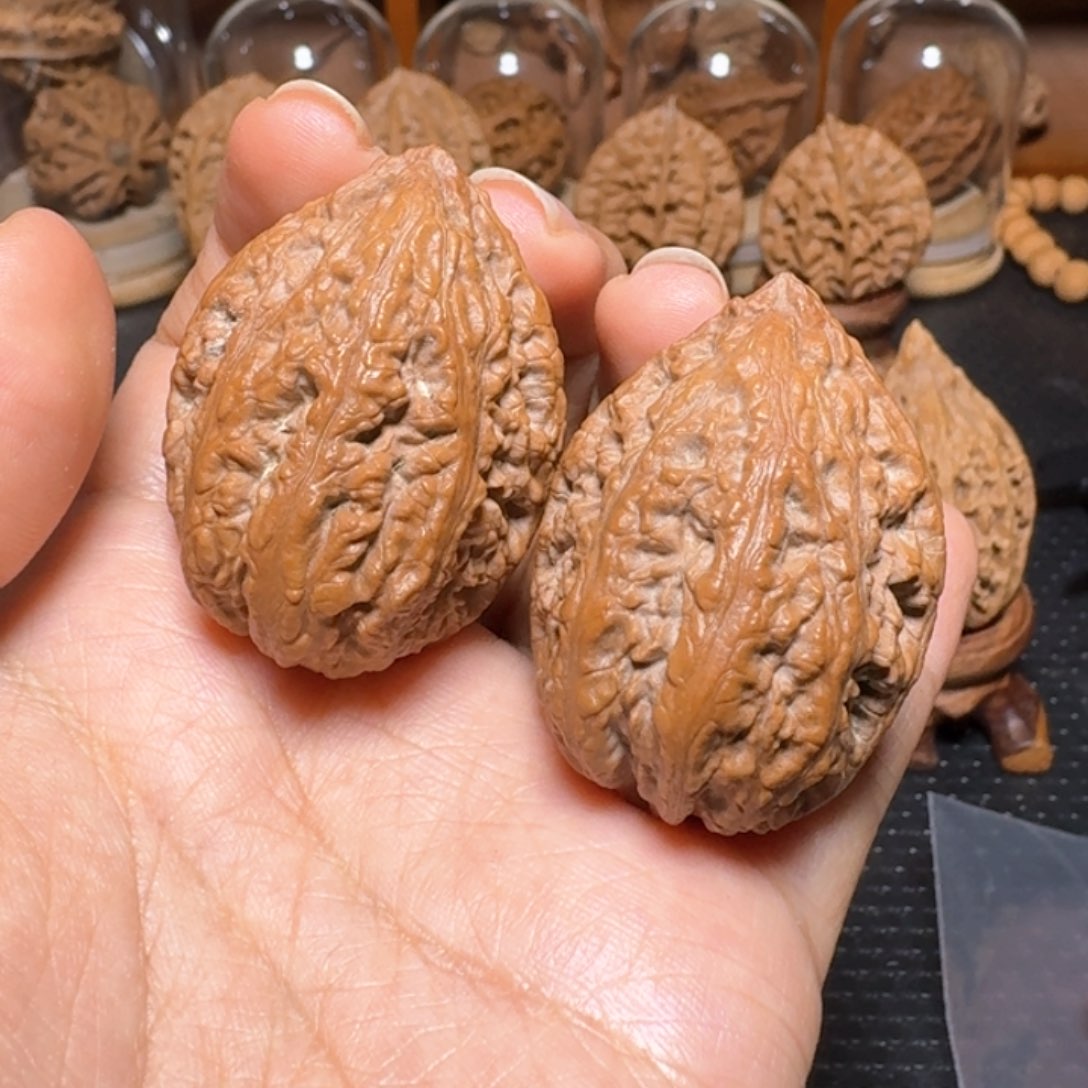 文玩核桃把件红皮疙瘩塔