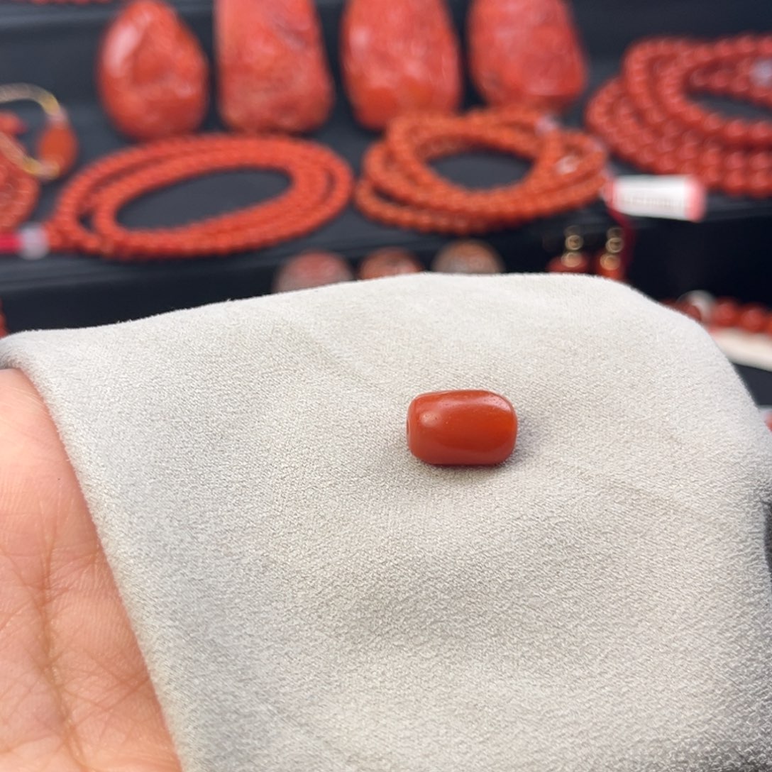 南红玛瑙未镶嵌手链