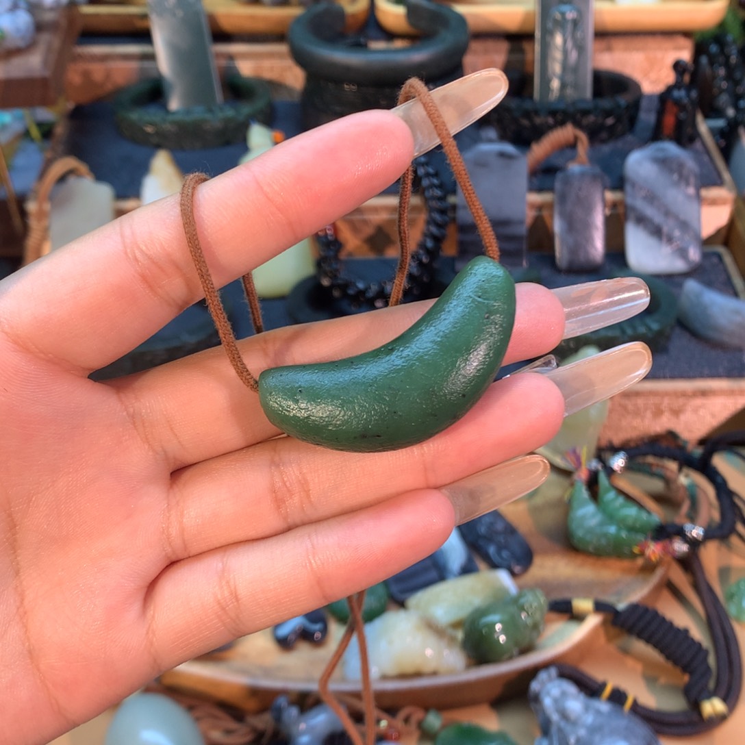 和田玉（糖玉）未镶嵌挂件