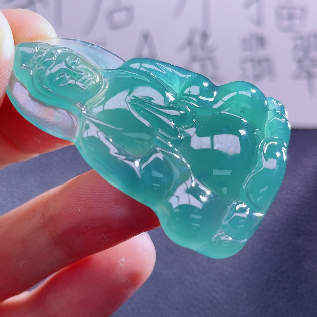 翡翠颈饰未镶嵌8888888888