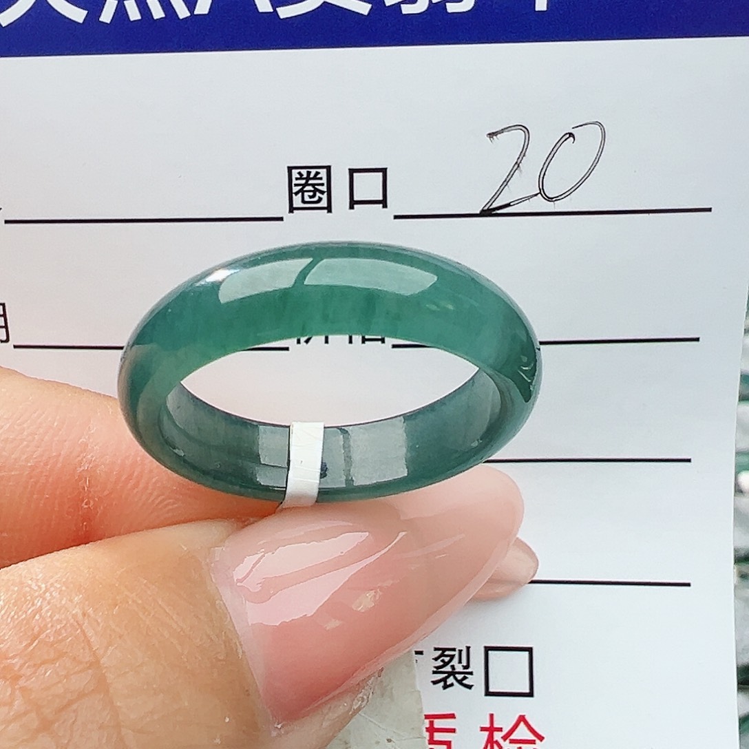 未镶嵌戒指翡翠翡翠