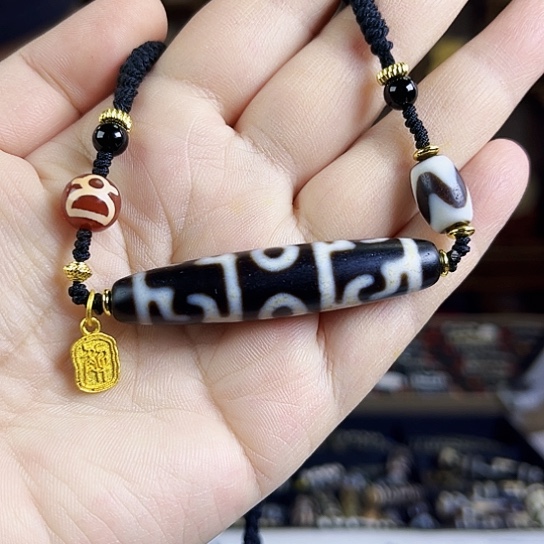 玛瑙/玉髓颈饰合金