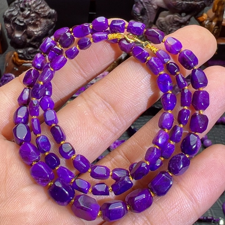 苏纪石（舒俱来）项链18K金镶嵌