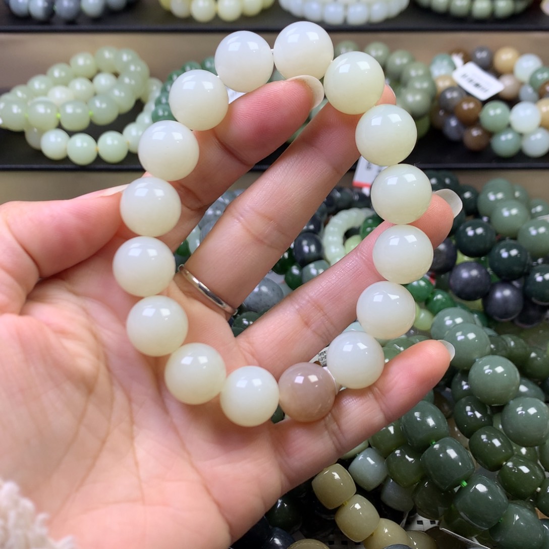 和田玉手链未镶嵌