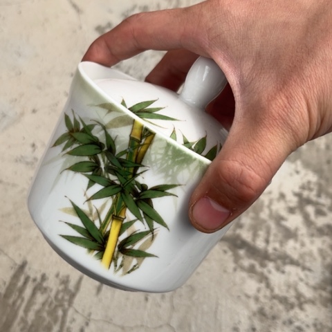 瓷其他炖盅一个陶瓷