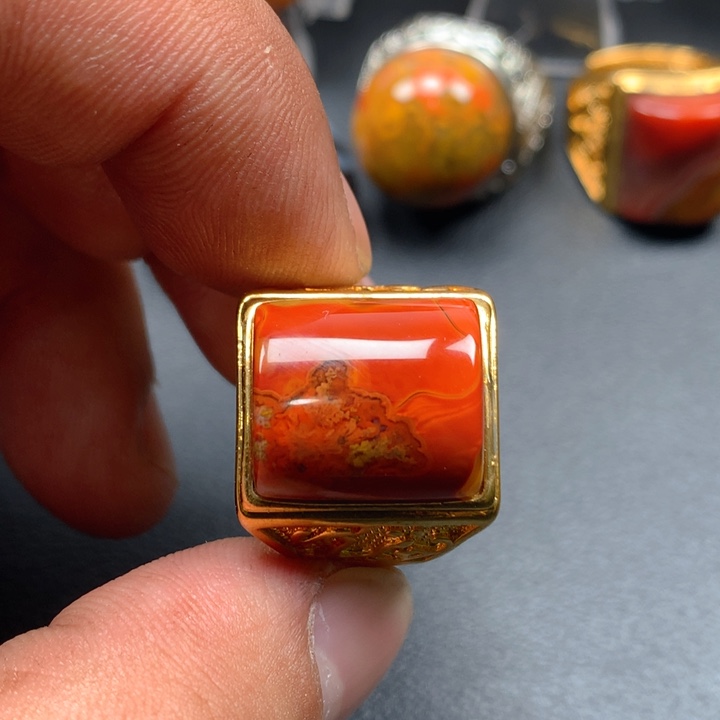 玛瑙/玉髓颈饰未镶嵌绿*灵