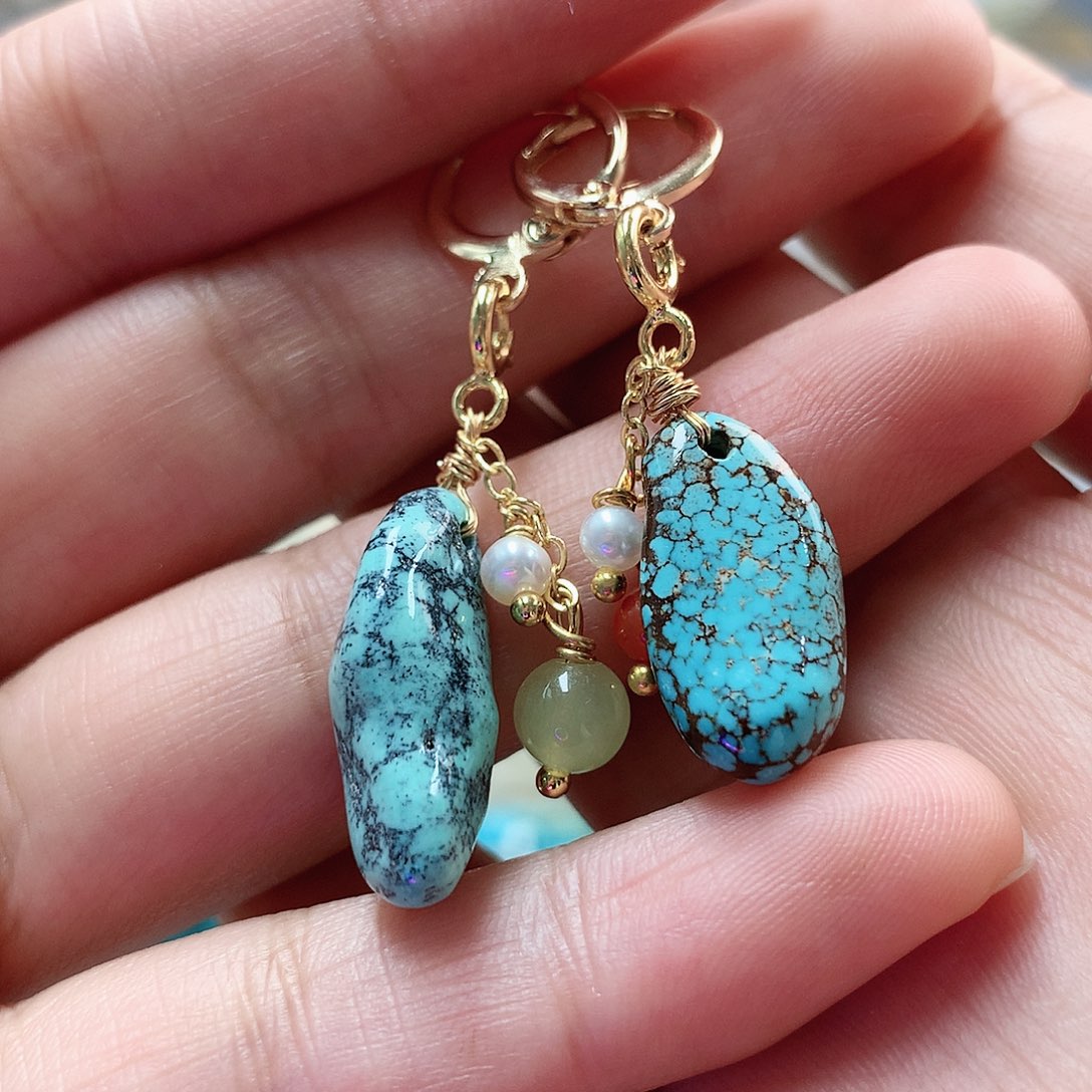 未镶嵌绿松石珠宝奇石