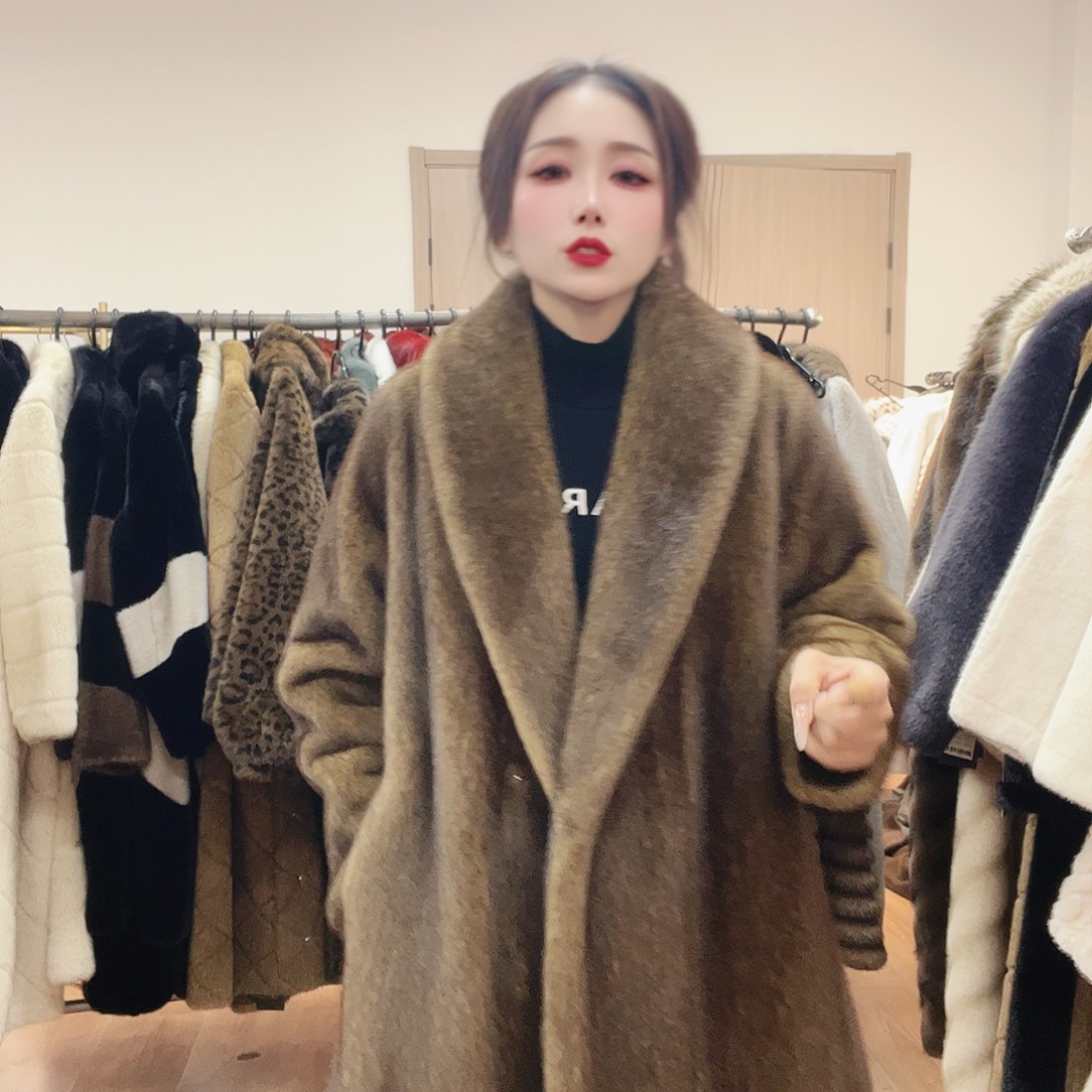 23号皮毛一体外套
