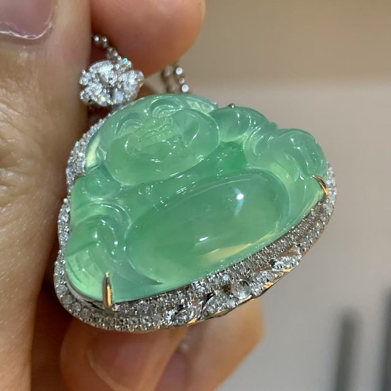 18k金翡翠佛公吊坠