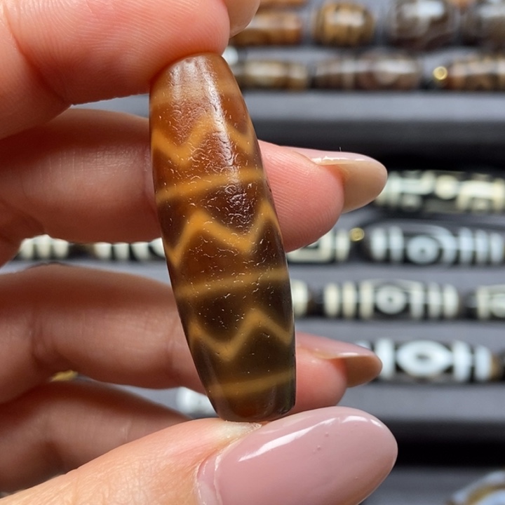 玛瑙/玉髓颈饰未镶嵌孙*生