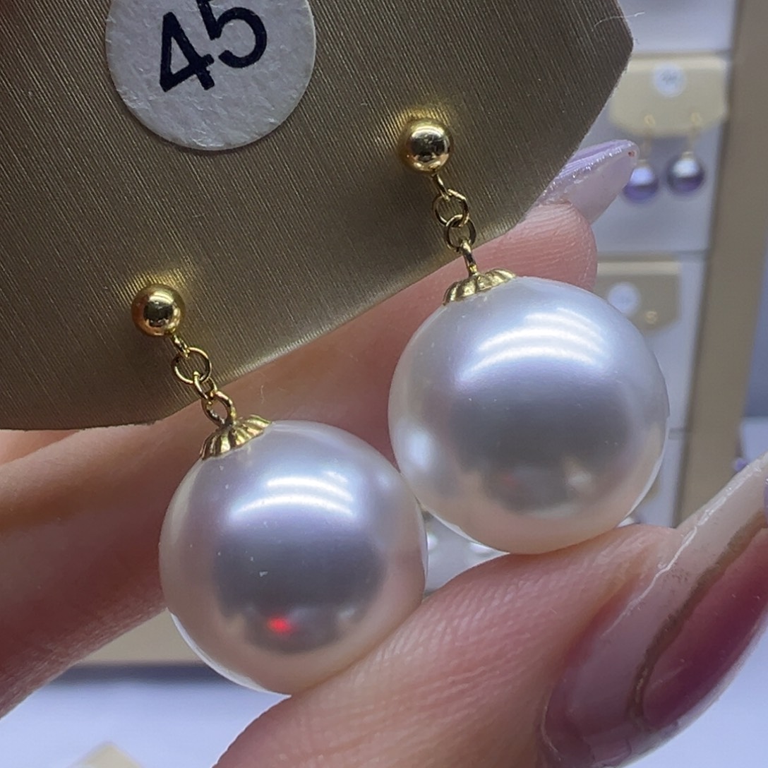 淡水珍珠18K金镶嵌耳饰