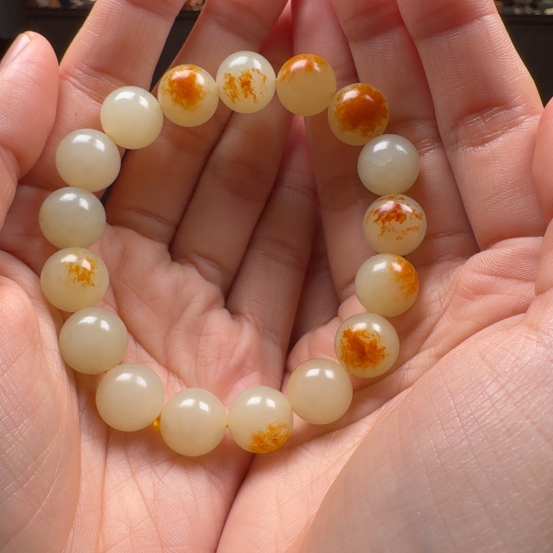 和田玉颈饰未镶嵌千**行