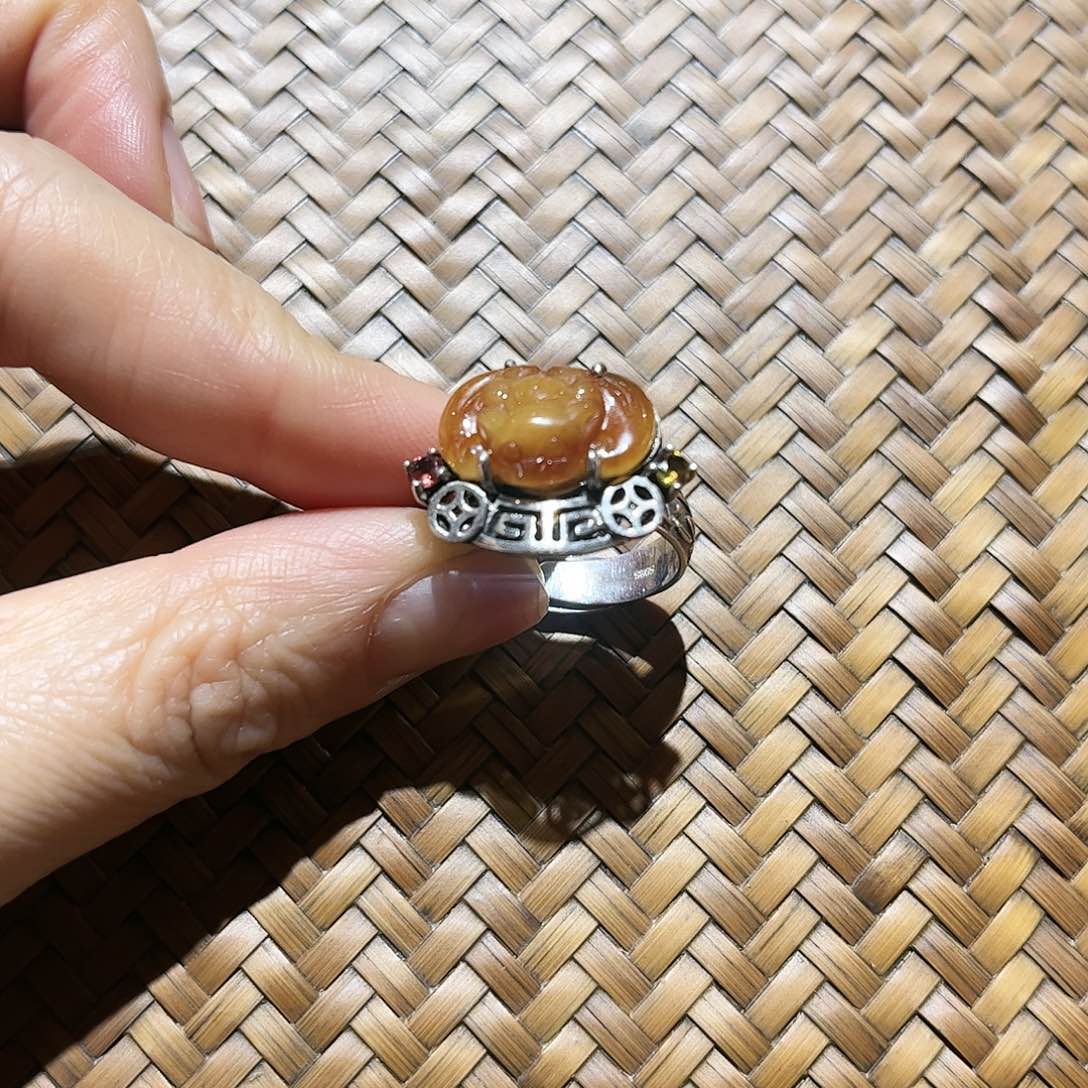 翡翠戒指银S925镶嵌个性十足时尚