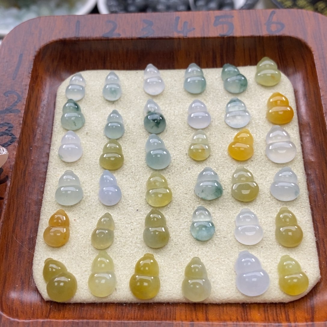 翡翠颈饰未镶嵌葫芦60一个可挑