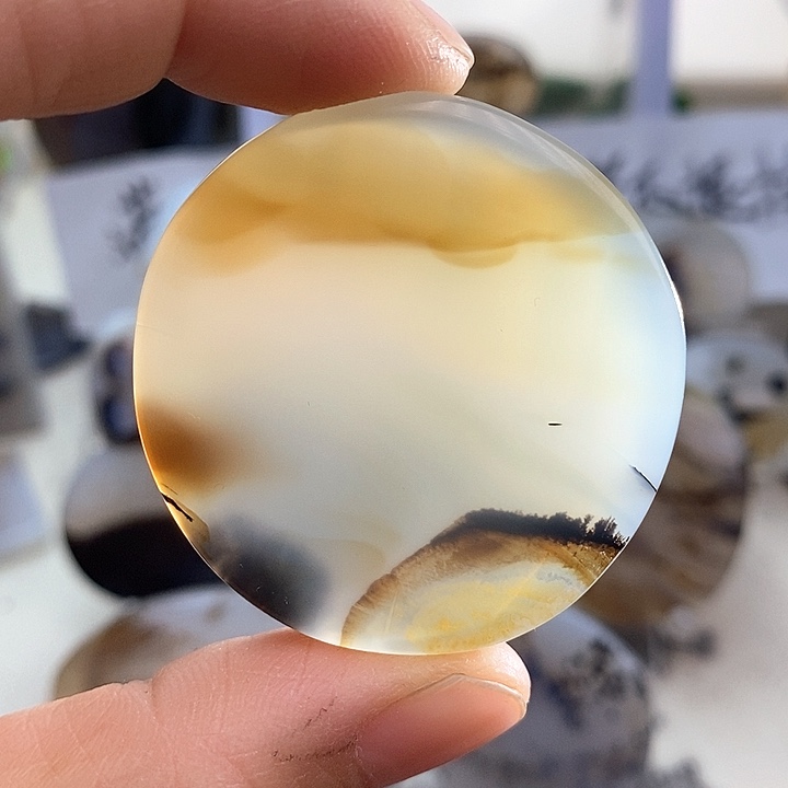 玛瑙/玉髓颈饰未镶嵌