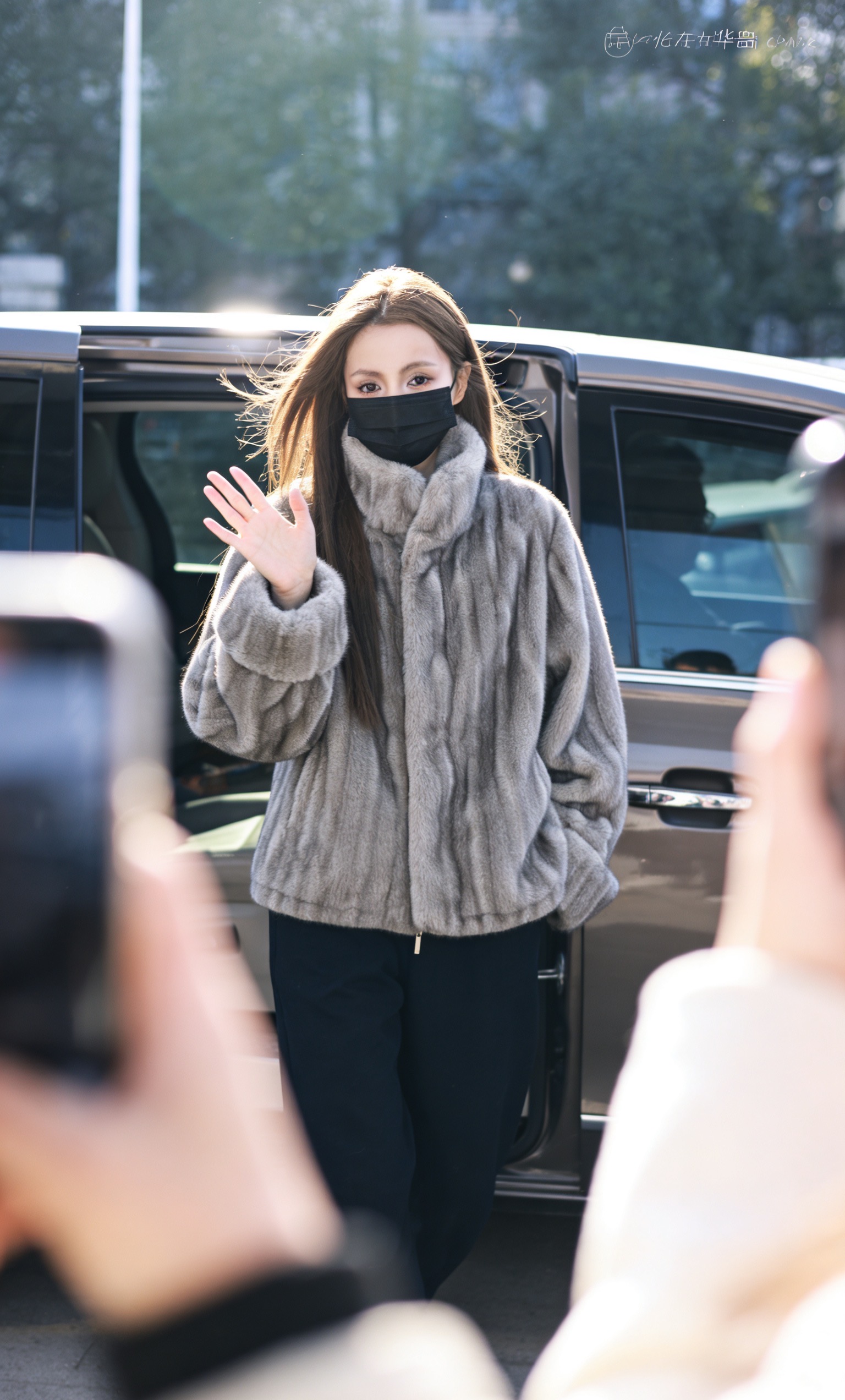 【迪拉呀】2025年立领抽刀毛毛外套衣长60厘米26810