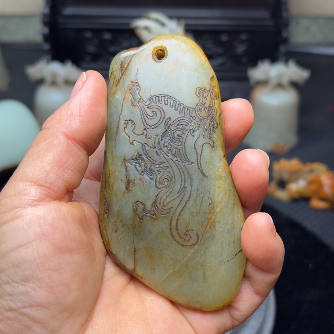 快***我和田玉未镶嵌挂件