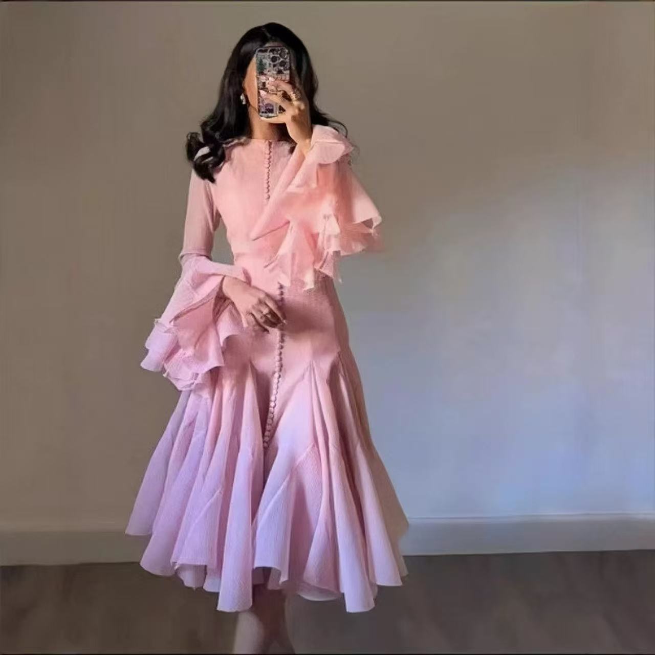 小众设计长袖修身荷叶边甜美鱼尾减龄连衣裙裙子时尚法式收腰气质