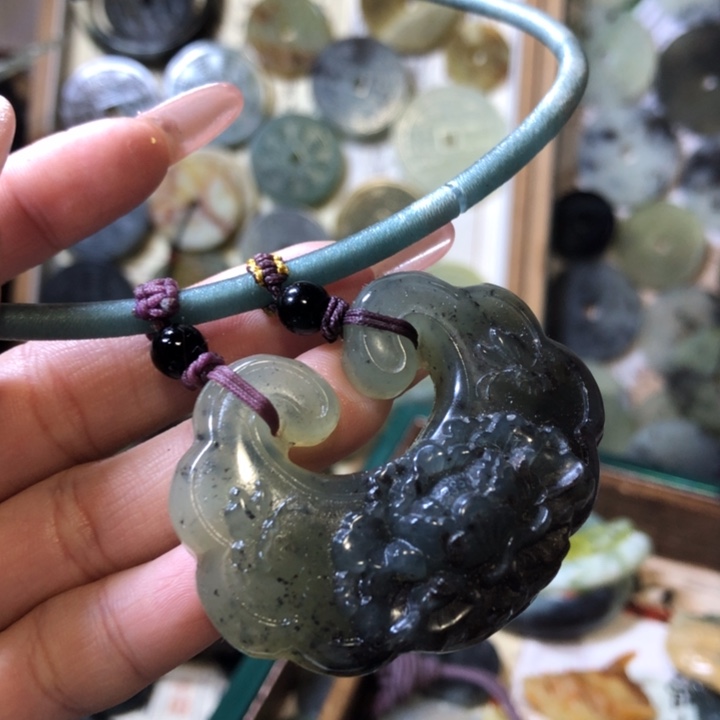 岫玉岫玉挂件未镶嵌