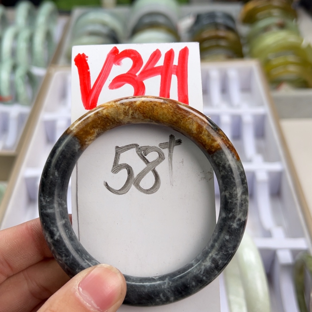 岫玉手镯未镶嵌天然岫玉