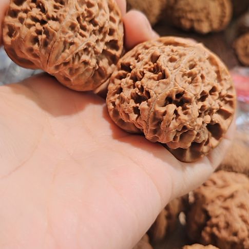 钒***弟文玩核桃吊坠48水龙