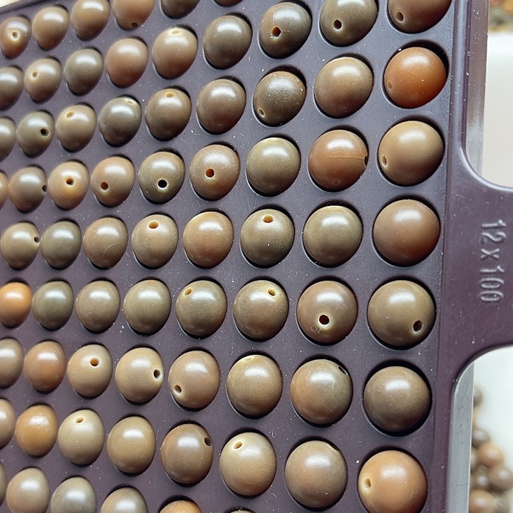 白玉菩提吊坠微瑕12巧克力圆珠50颗卡灯牌宠60颗